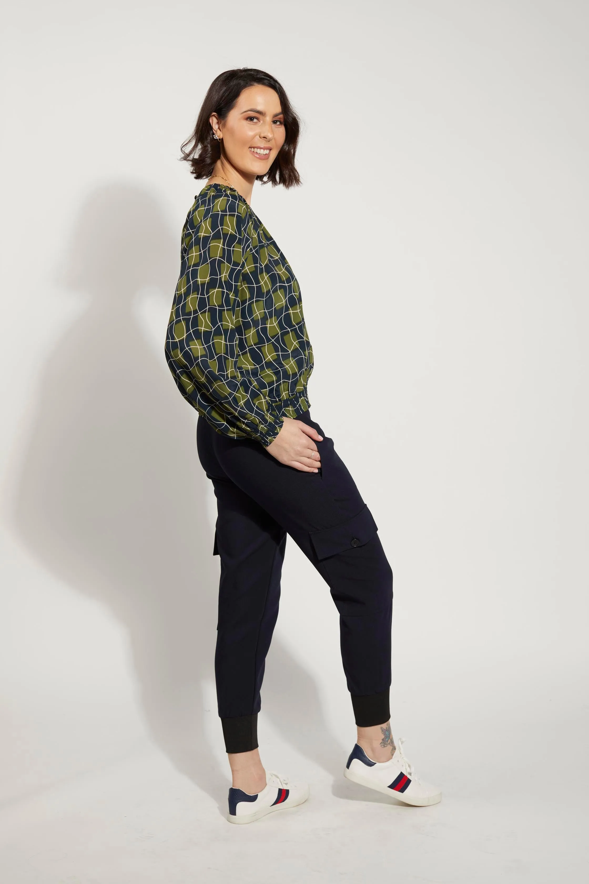 4052 - Noni Pants - Ink
