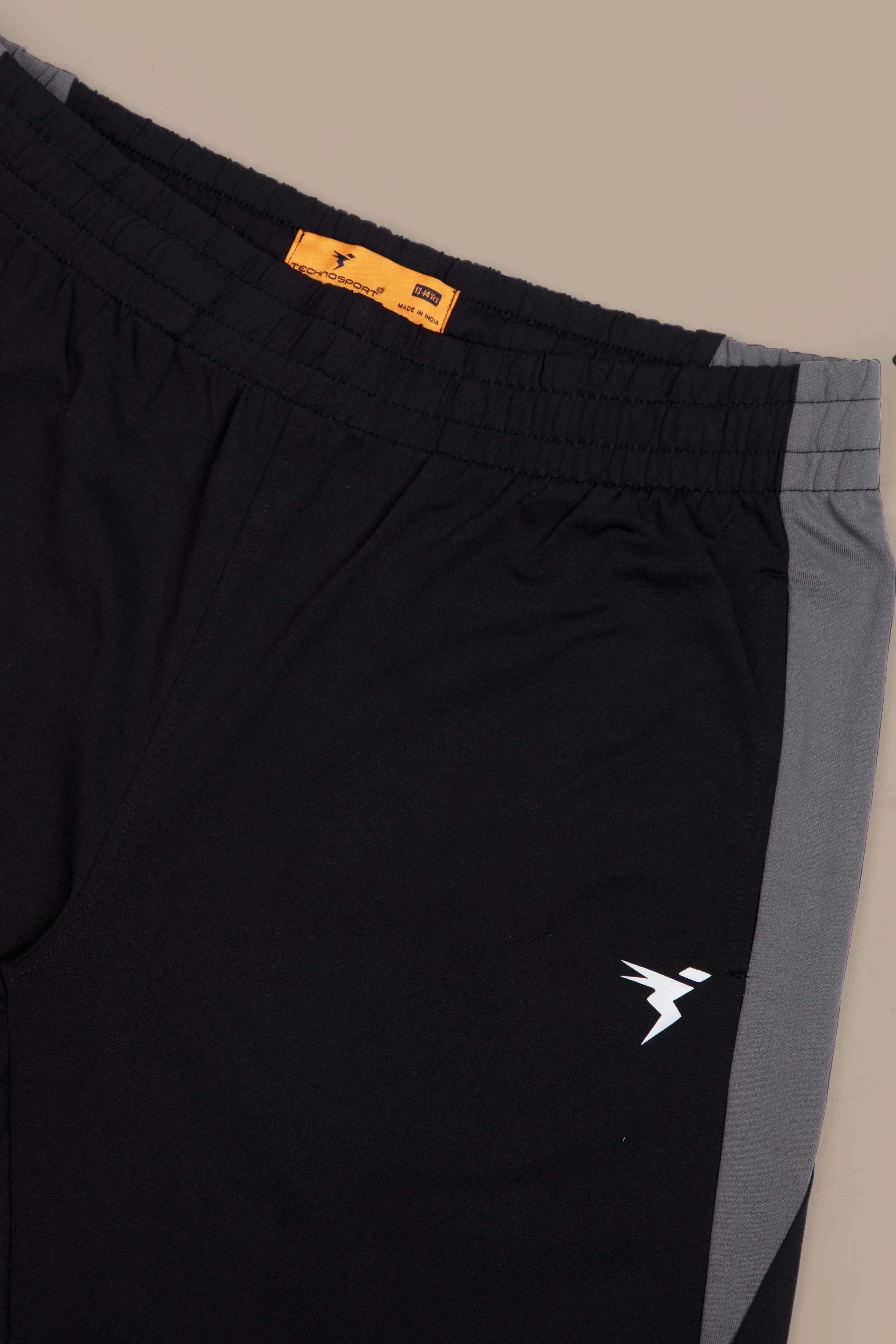 Boys Colorblock Regular Fit Shorts with 4 Way Crispy