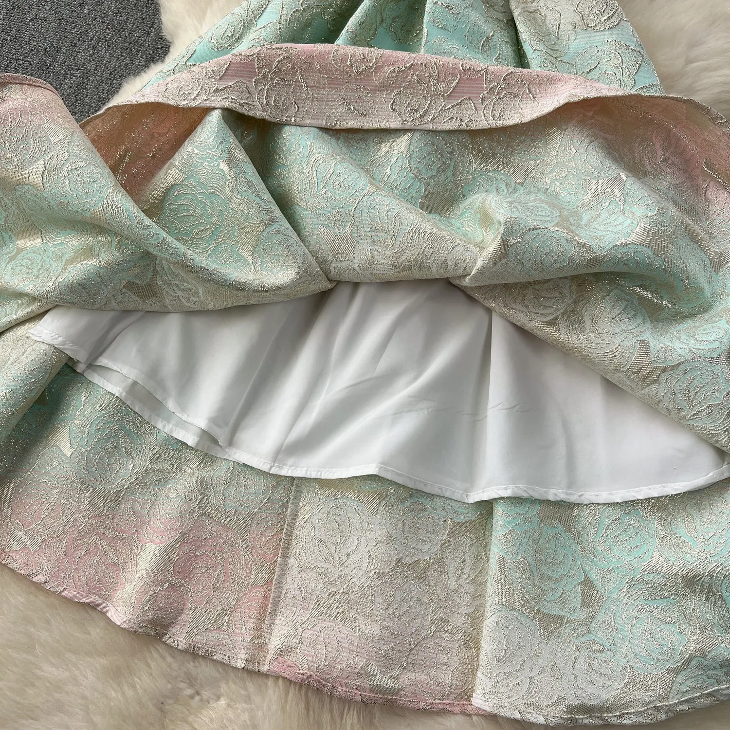 Colorful Carved Jacquard Sleeveless Dress
