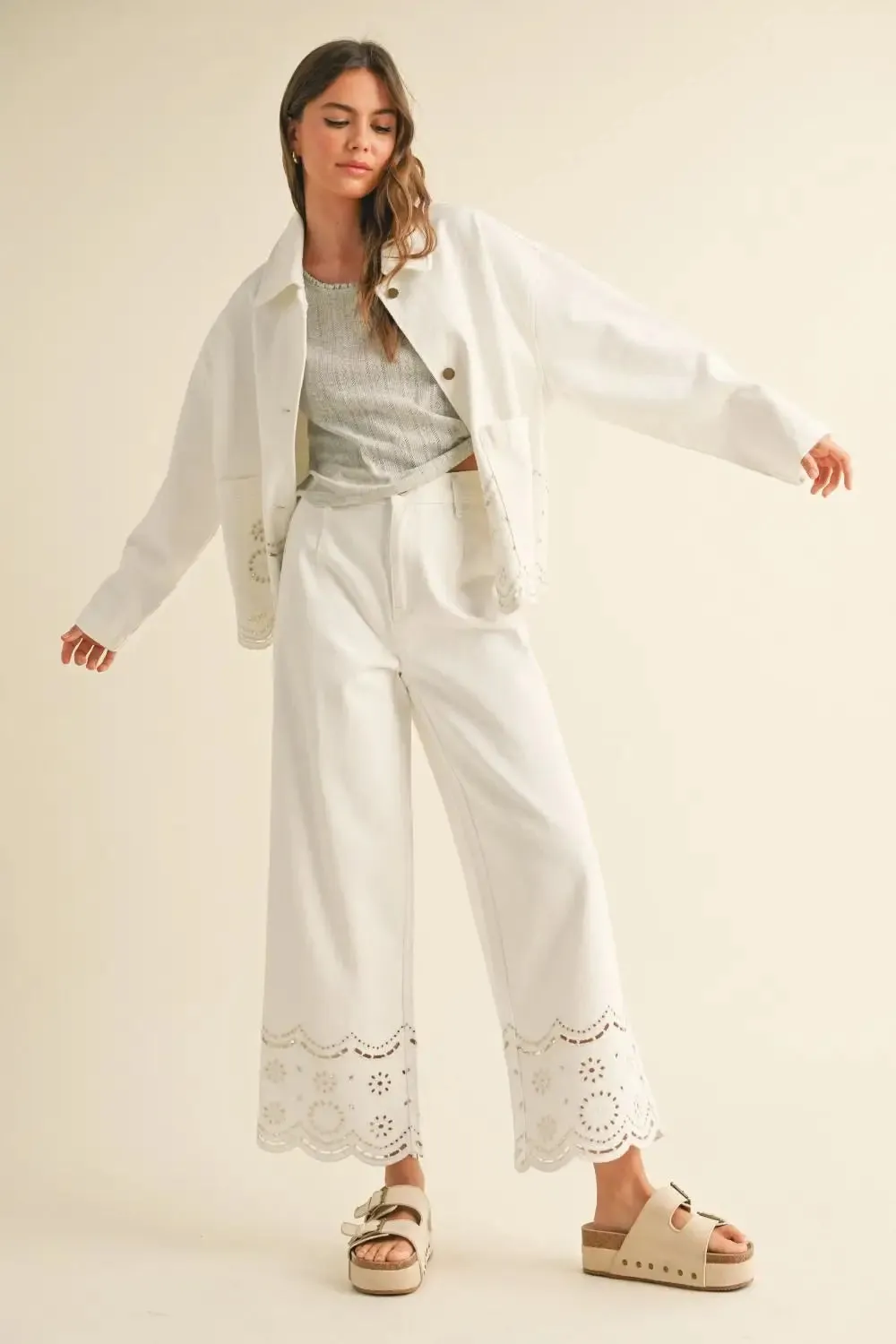 EMBROIDERY BOTTOM PANTS