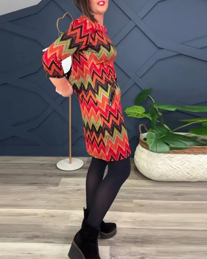 Fashionable colorful printed pocket dress