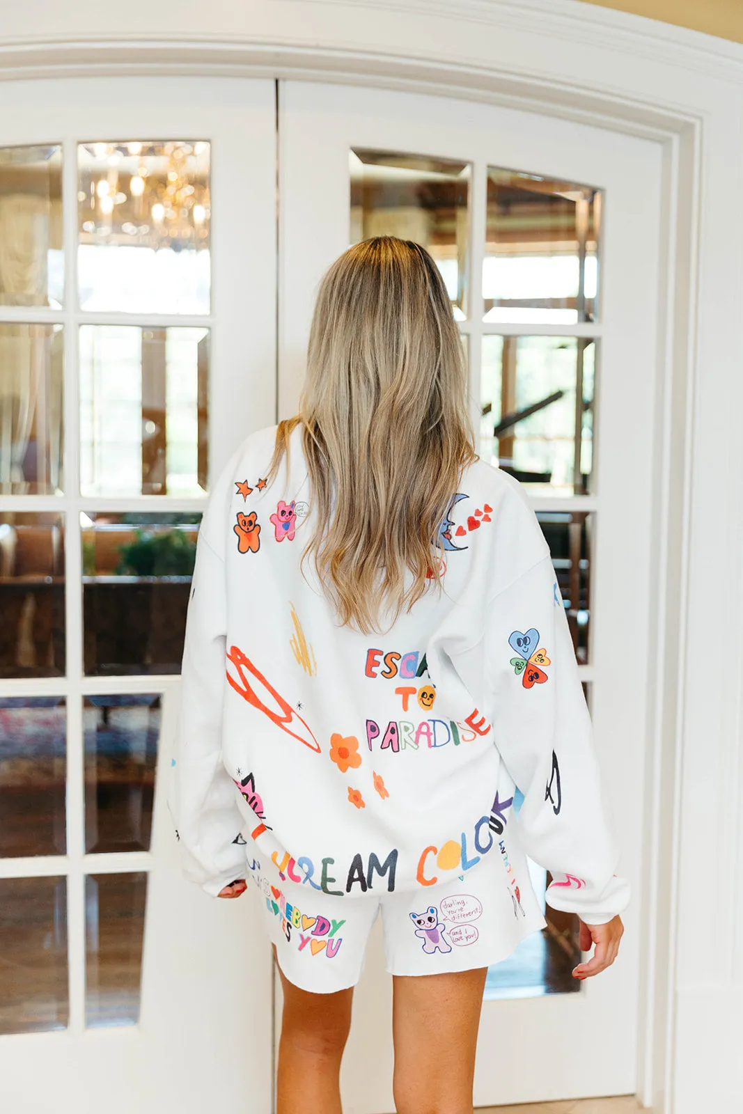 Somebody Loves You Sweatshorts - White